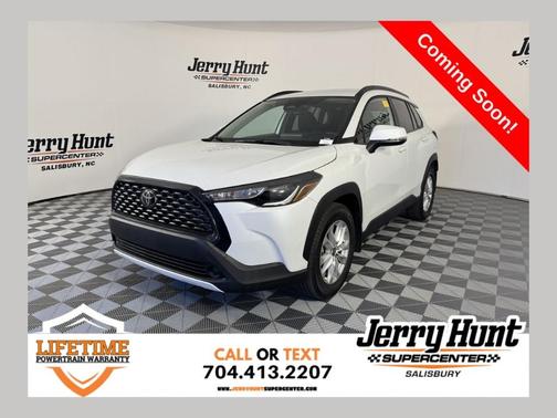 2024 Toyota Corolla Cross LE