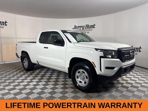 2024 Nissan Frontier S