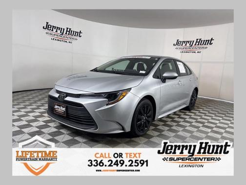 2025 Toyota Corolla LE