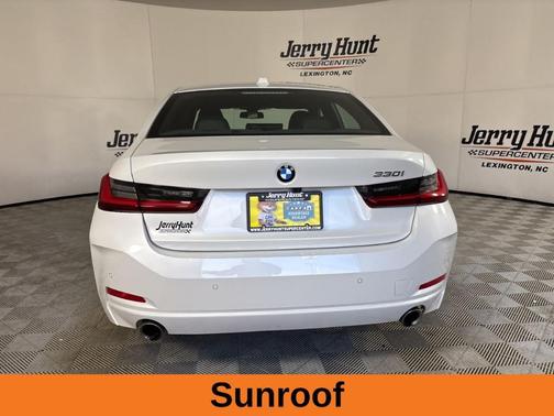 2024 BMW 330 i