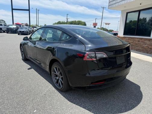Black 2022 Tesla Model 3 Long Range