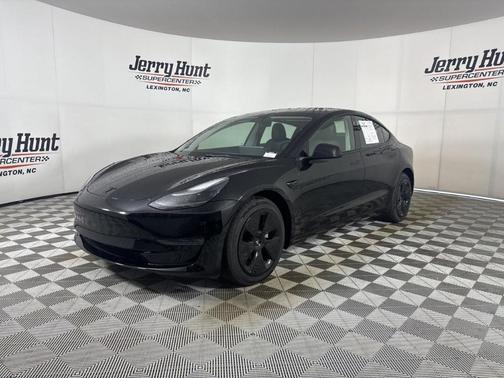 Black 2022 Tesla Model 3 Long Range