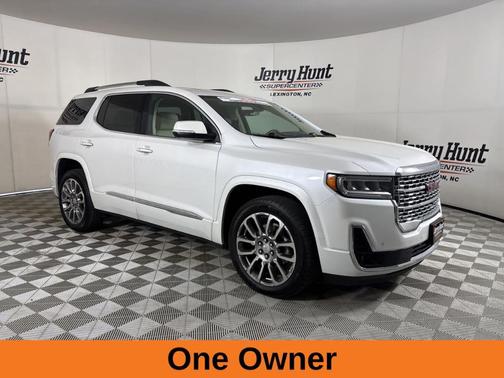 White Frost Tri-Coat 2023 GMC Acadia Denali