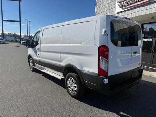 2024 Ford Transit-250 Base