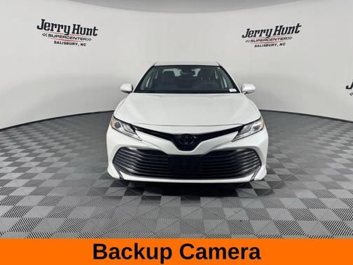 2019 Toyota Camry XLE
