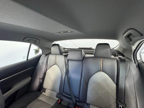2019 Toyota Camry XLE