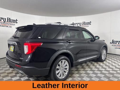 Black Metallic 2022 Ford Explorer Limited