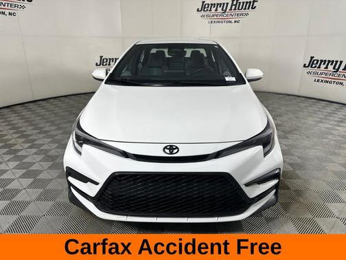 Ice 2025 Toyota Corolla SE