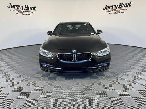 2018 BMW 330 i