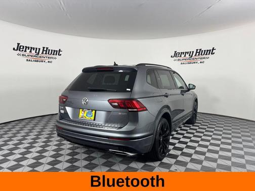 2021 Volkswagen Tiguan 2.0T SE R-Line Black