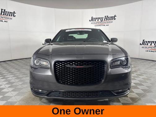 Granite Crystal Clearcoat Metallic 2023 Chrysler 300 S