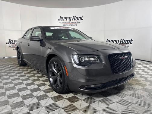 Granite Crystal Clearcoat Metallic 2023 Chrysler 300 S