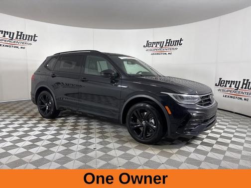 2024 Volkswagen Tiguan 2.0T SE R-Line Black