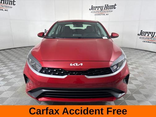 Currant Red 2024 Kia Forte LXS