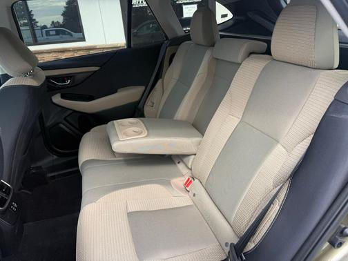2024 Subaru Outback Premium