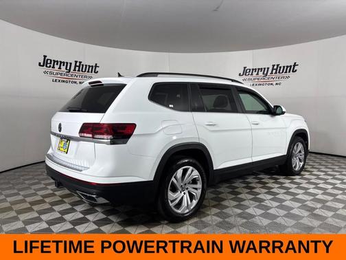 Pure White 2023 Volkswagen Atlas 3.6L SE w/Technology