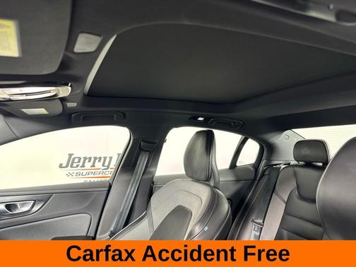 2024 Volvo S60 B5 Plus Black Edition