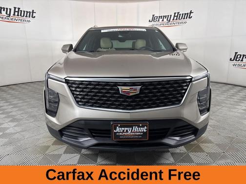 2024 Cadillac XT4 Luxury