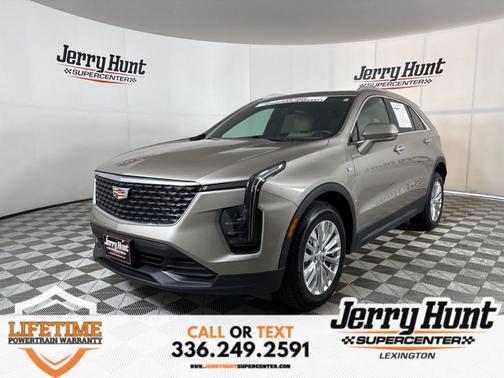 2024 Cadillac XT4 Luxury