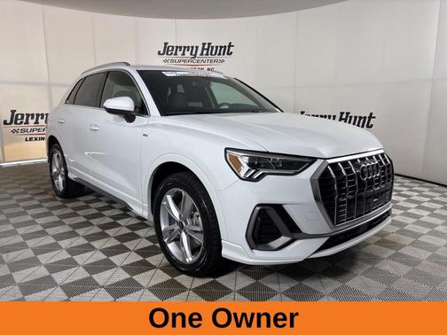2022 Audi Q3 45 S line Premium