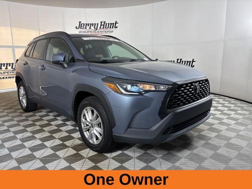 Gray 2024 Toyota Corolla Cross LE