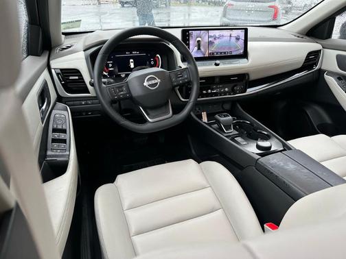 2025 Nissan Rogue SL