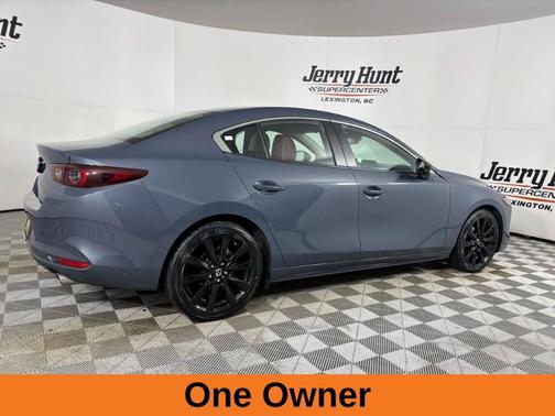 2024 Mazda Mazda3 2.5 S Carbon Edition