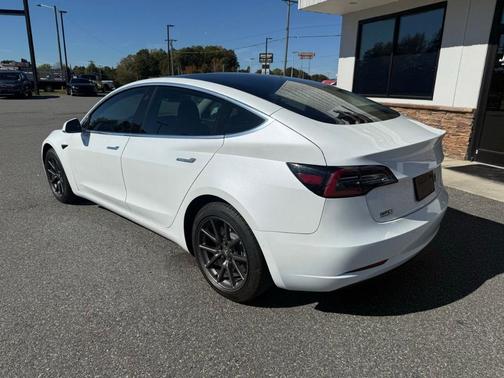 2020 Tesla Model 3 Standard Range Plus