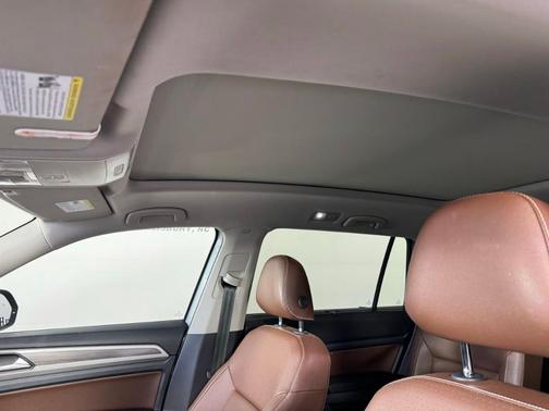 Pyrite Silver Metallic 2021 Volkswagen Atlas 3.6 V6 SEL