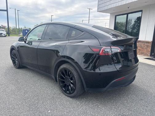 Black 2021 Tesla Model Y Long Range