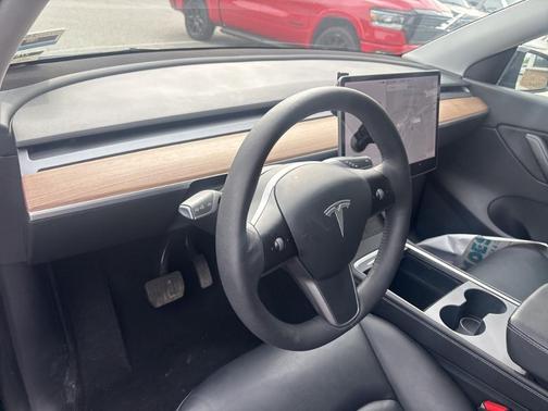 Black 2021 Tesla Model Y Long Range