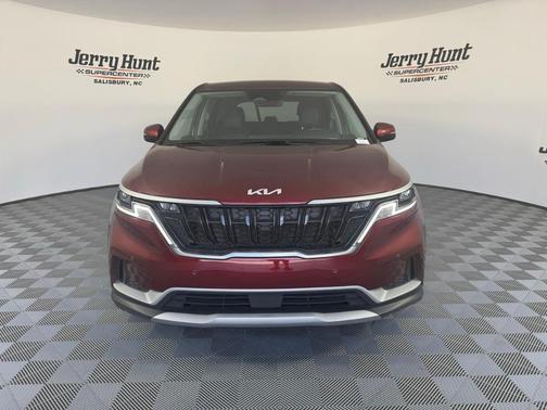 2024 Kia Carnival EX