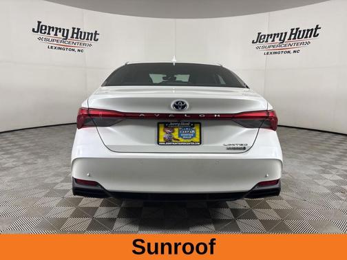 2021 Toyota Avalon Hybrid Limited