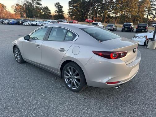 2025 Mazda Mazda3 FWD w/Preferred Package