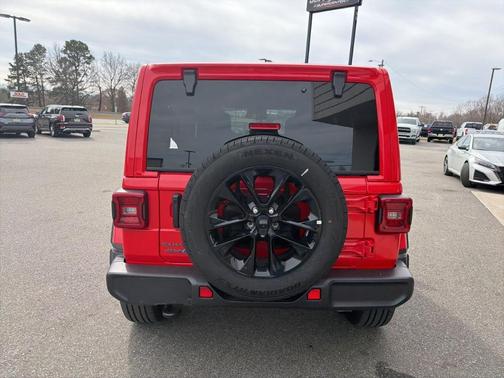 2025 Jeep Wrangler 4xe Sahara