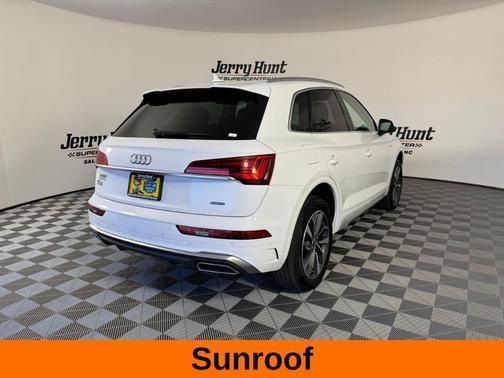 2024 Audi Q5 45 S line quattro Premium