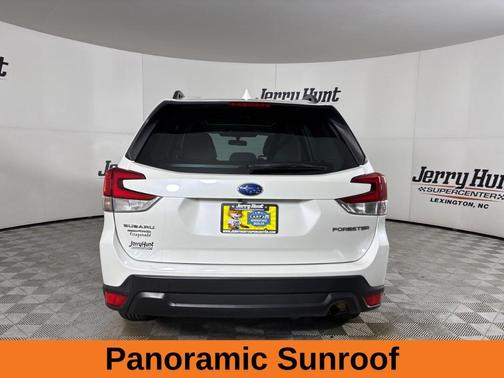 2023 Subaru Forester Premium