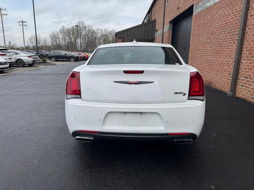 2023 Chrysler 300 S