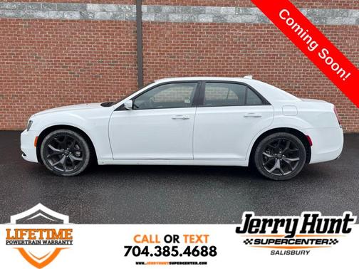2023 Chrysler 300 S