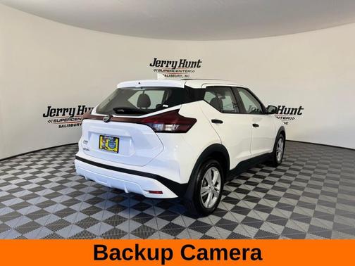 2022 Nissan Kicks S
