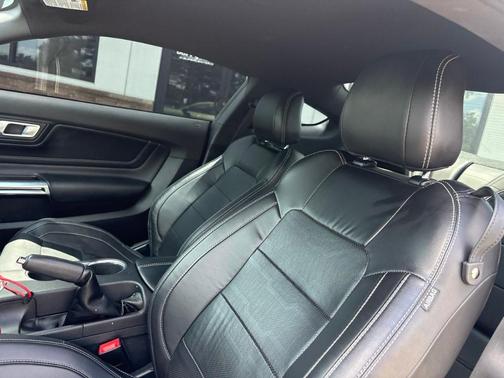 Green Metallic 2022 Ford Mustang GT Premium
