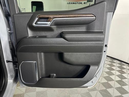Gray 2024 GMC Sierra 1500 Elevation