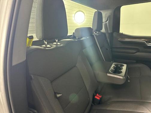 Gray 2024 GMC Sierra 1500 Elevation