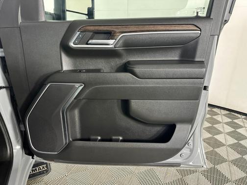 Gray 2024 GMC Sierra 1500 Elevation