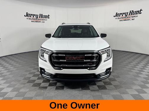 2024 GMC Terrain AT4