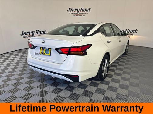 2022 Nissan Altima 2.5 S