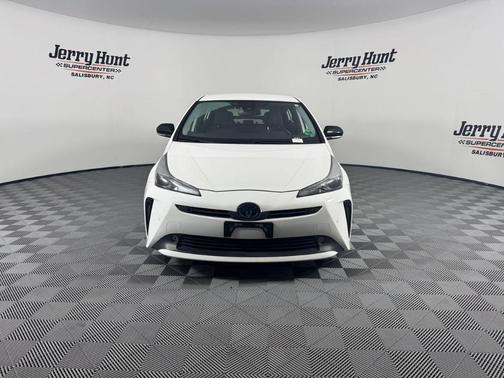 2022 Toyota Prius XLE