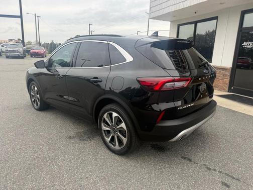 2023 Ford Escape Platinum