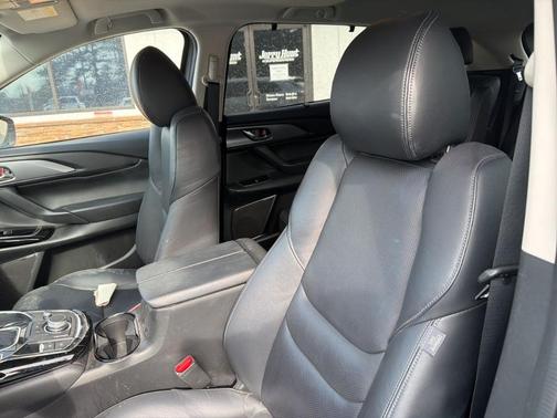 2022 Mazda CX-9 Touring Plus