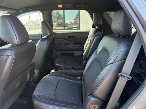 2023 Nissan Pathfinder Rock Creek